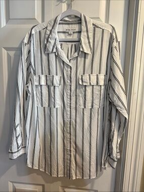 Ava & Viv White Button-Down Shirt with Black Stripes